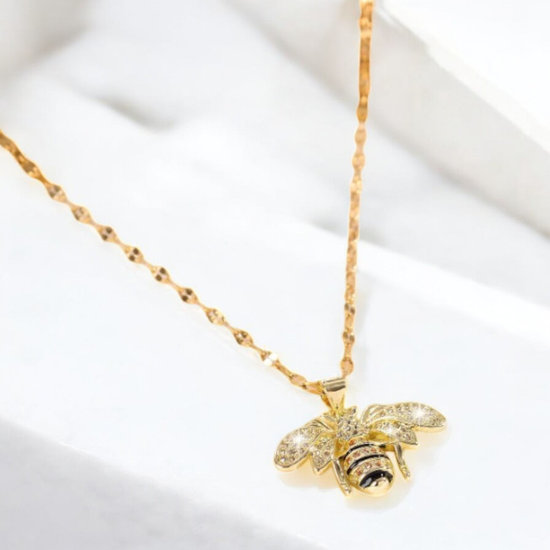 Collier doré abeille zircon Plaqué or