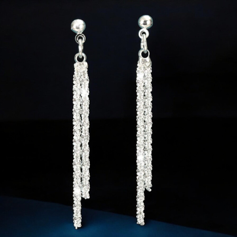 Boucles d'oreilles pendantes scintillantes argentées