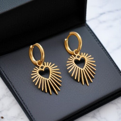 Boucles d'oreilles dorées coeur rayonnant Acier