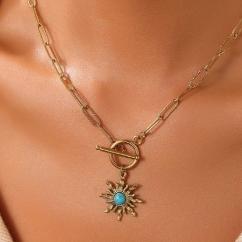 Collier doré grandes mailles et soleil turquoise Acier