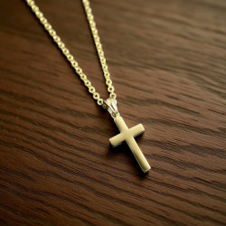Collier doré homme avec croix Acier