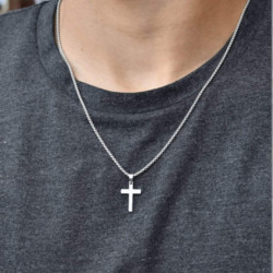 Chaîne mailles rondes argentées homme avec croix Acier