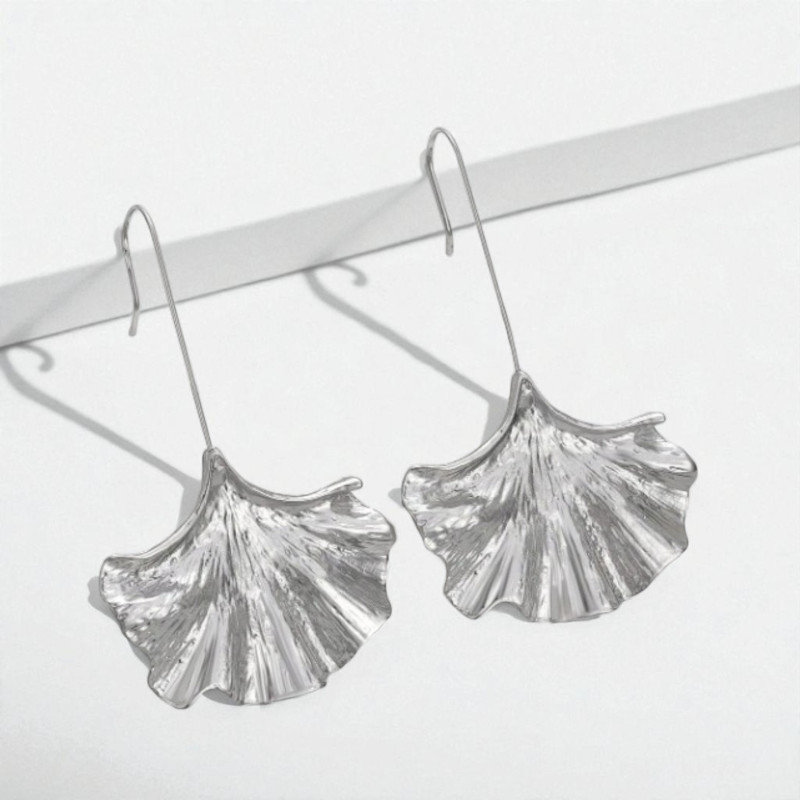 Boucles d'oreilles feuilles de ginkgo argentées