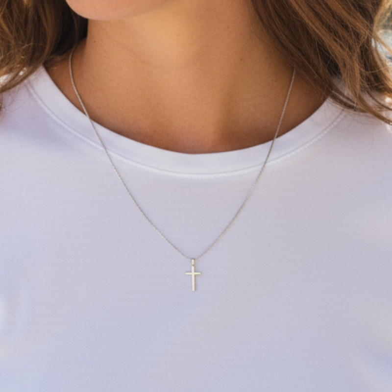 Collier croix argentée Acier