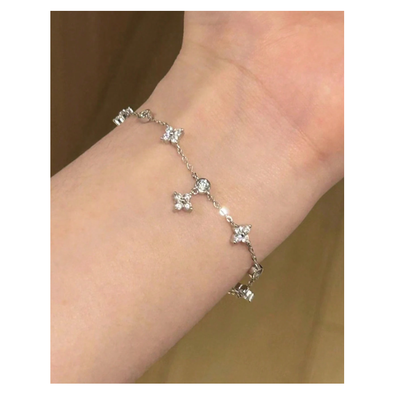 Bracelet argenté trèfles zircon Acier
