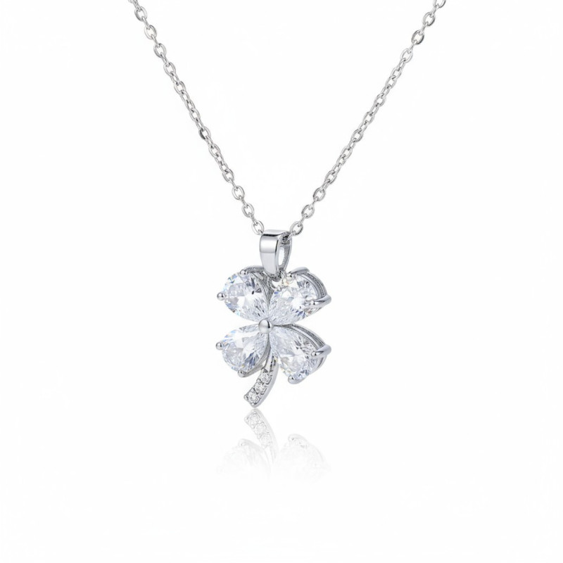 Collier argenté trèfle avec zircon Plaqué or blanc