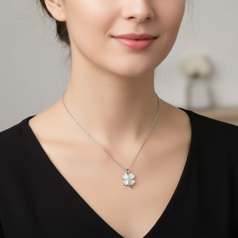 Collier argenté trèfle Plaqué or blanc
