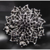 Broche argentée fleur avec strass noirs