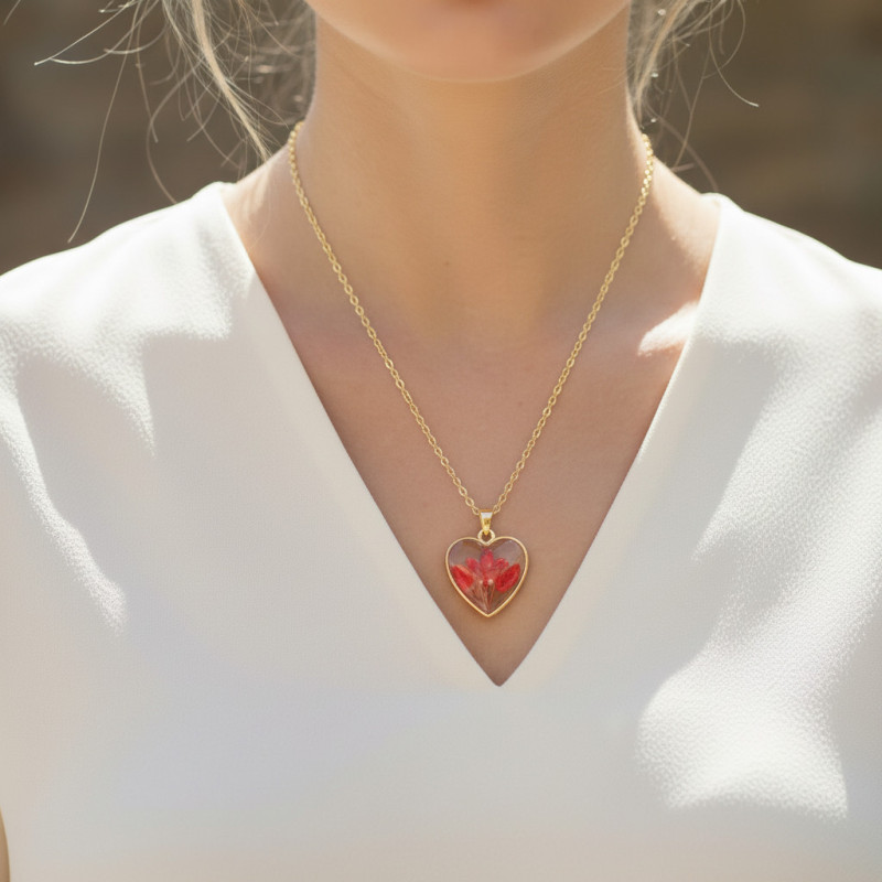 Collier doré fleur rouge Plaqué or
