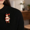Broche dorée reine de coeur Alice