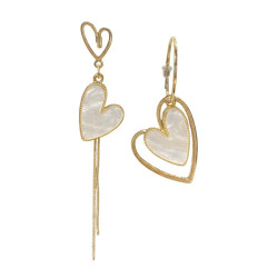 Boucles d'oreilles dorées cœur asymétrique blancs