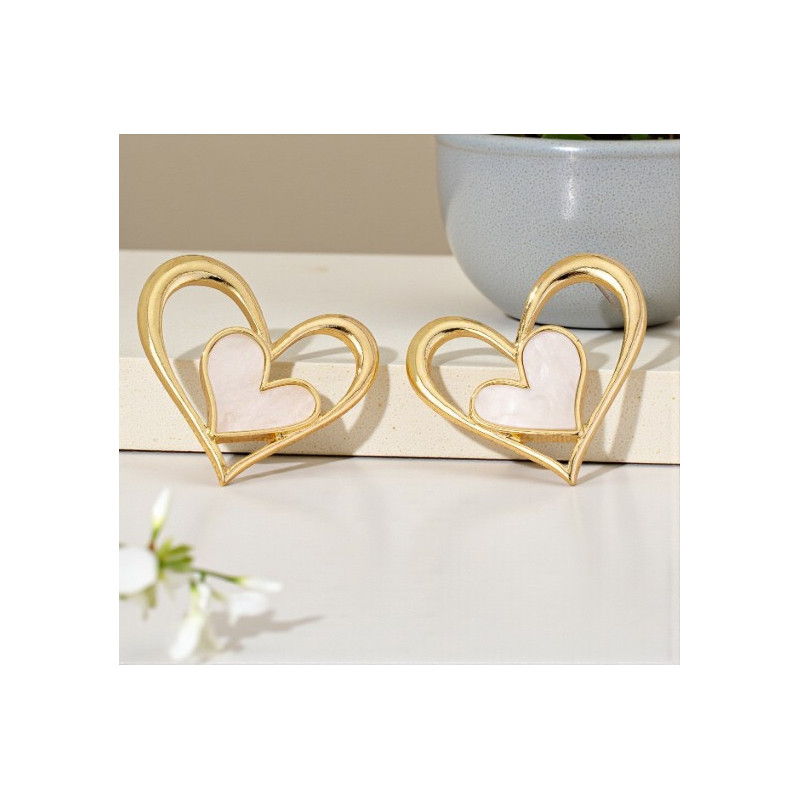 Boucles d'oreilles dorées double coeur ajouré et blanc