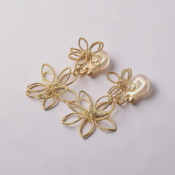 Boucles d'oreilles clip double fleurs dorées