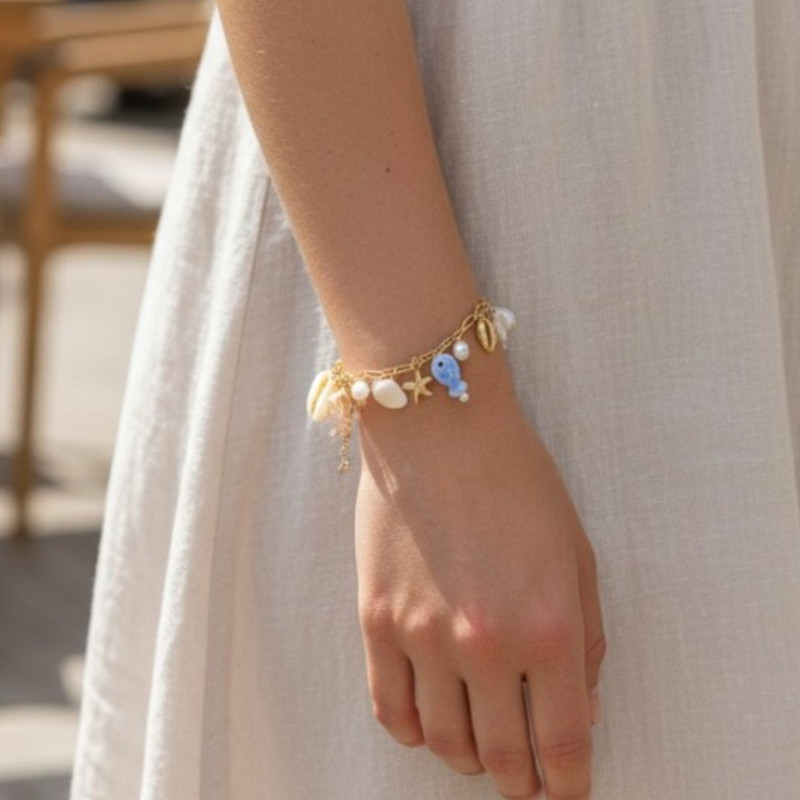 Bracelet charms mailles dorées poisson bleu