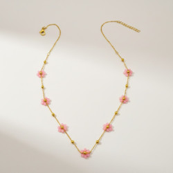 Collier doré fleurs perles roses Acier