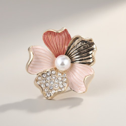Broche dorée fleur rose et perle