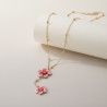 Collier plongeant doré fleurs roses