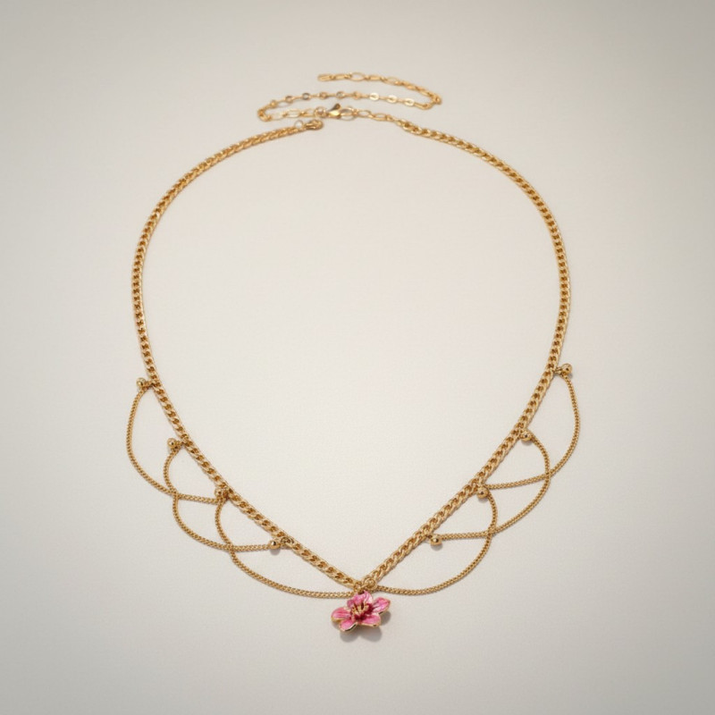 Chaîne de taille dorée chaînettes et fleur rose