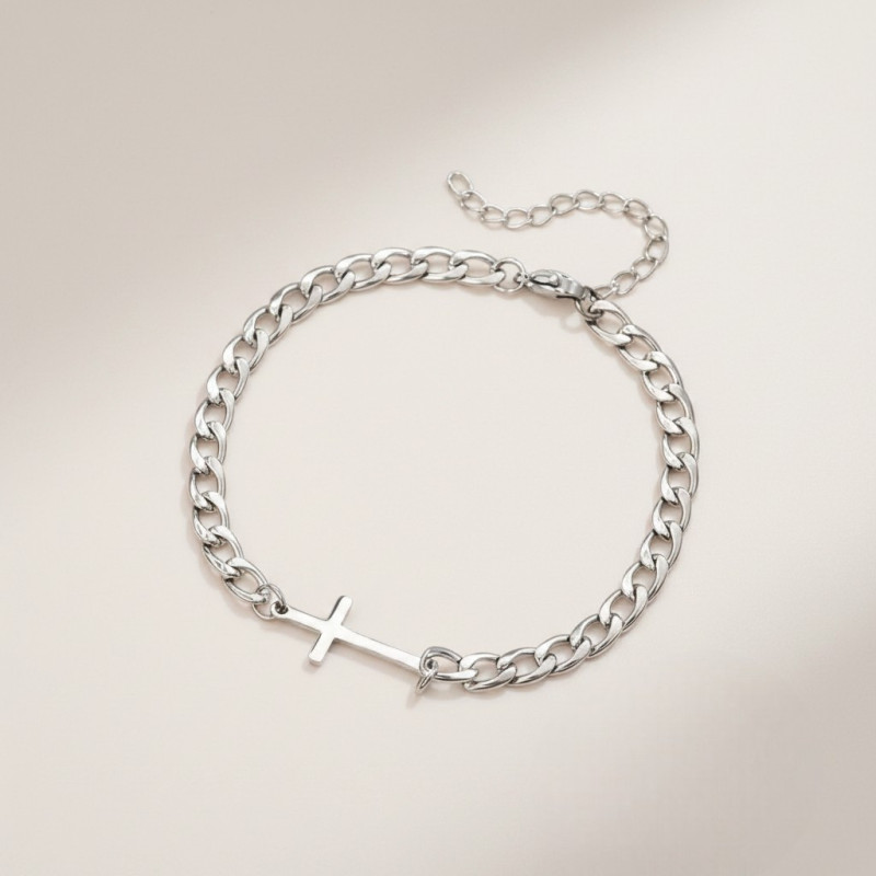 Bracelet homme grandes mailles argentées croix pleine Acier