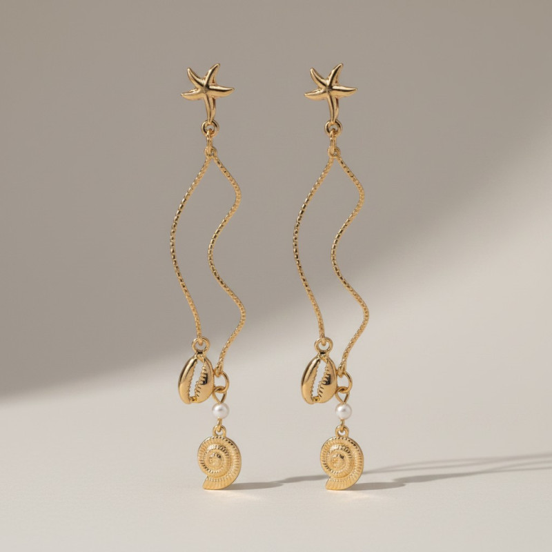 Boucles d'oreilles dorées coquillages et torsades