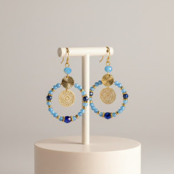 Boucles d'oreilles rondes dorées perlées bleues profond