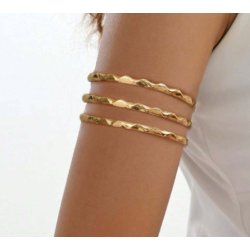Bracelet de bras doré multirang ondulé