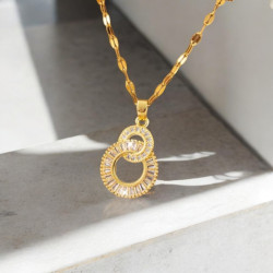 Collier doré anneaux entrelacés zircon incrusté Plaqué or