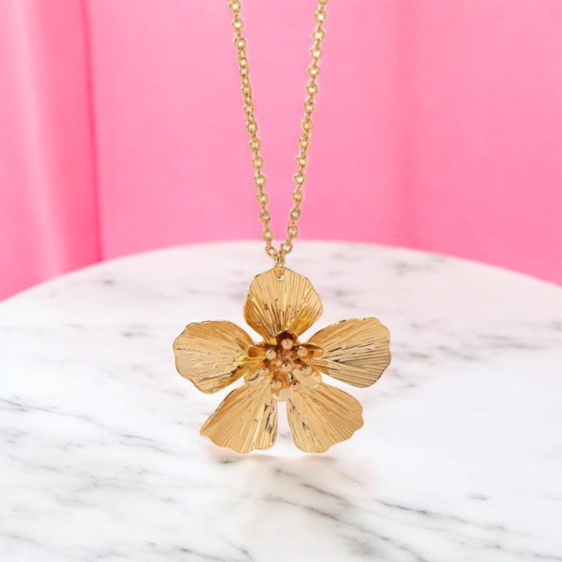 Collier doré fleur doré