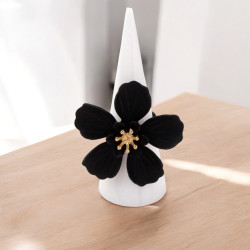 Bague ajustable fleur noire