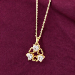 Collier doré ronde de coeurs Plaqué or