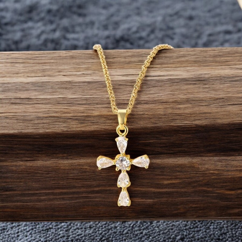 Collier doré croix zircon Acier